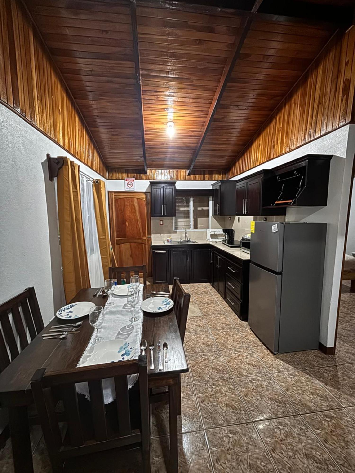 Apartamentos Maily La Fortuna Exterior foto